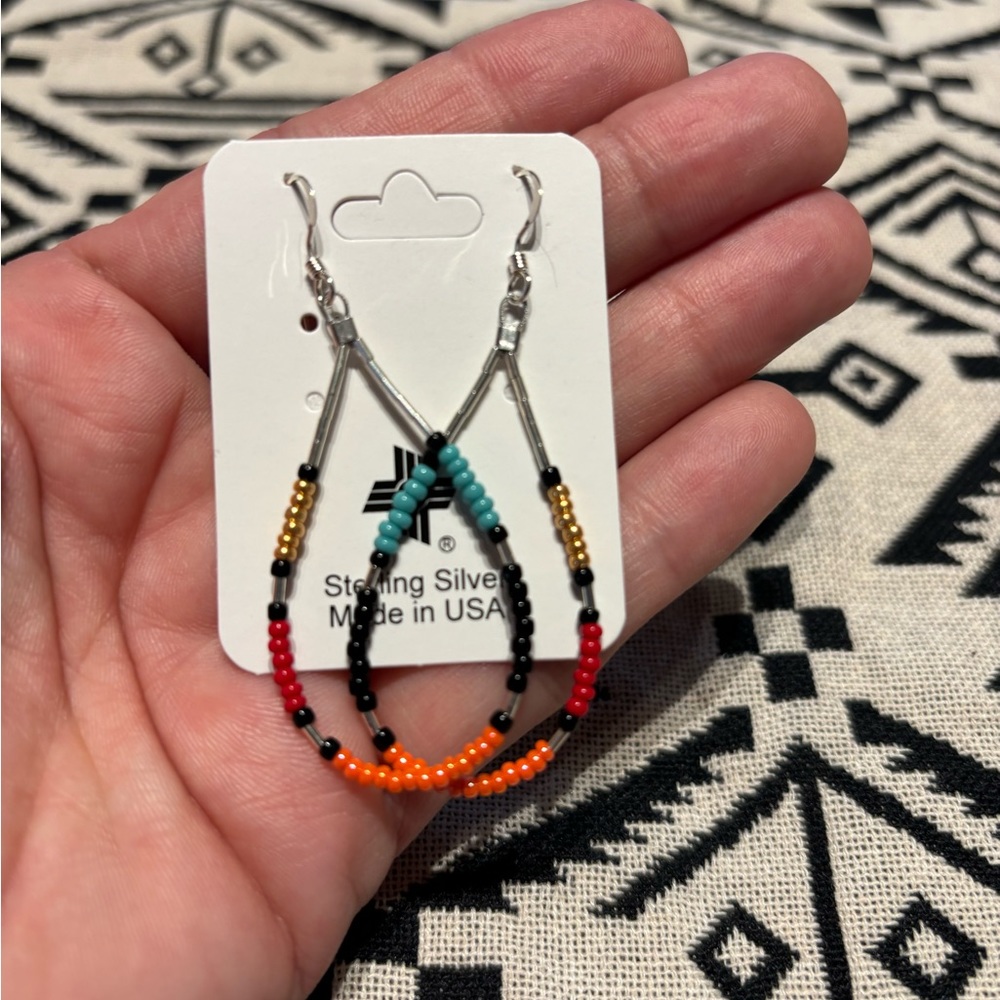 Beaded earrings 🪶